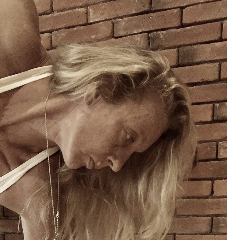  Ellen De Jonge - RYT 200 (Yoga Alliance)