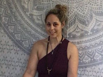 Sinda Anzovino - RYT 200 (Yoga Alliance)